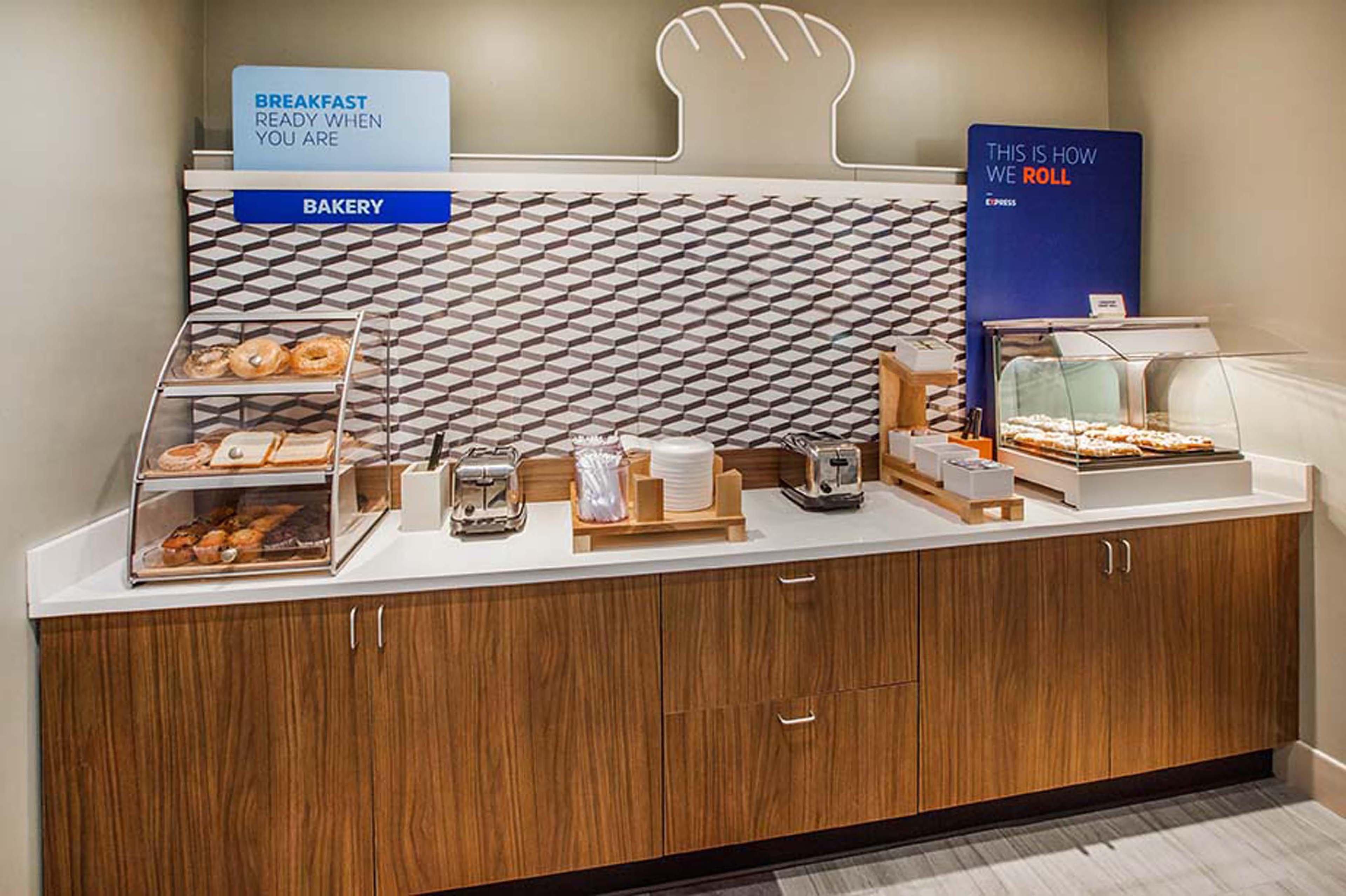 Holiday Inn Express Hotel & Suites Oklahoma City-West Yukon By Ihg מראה חיצוני תמונה